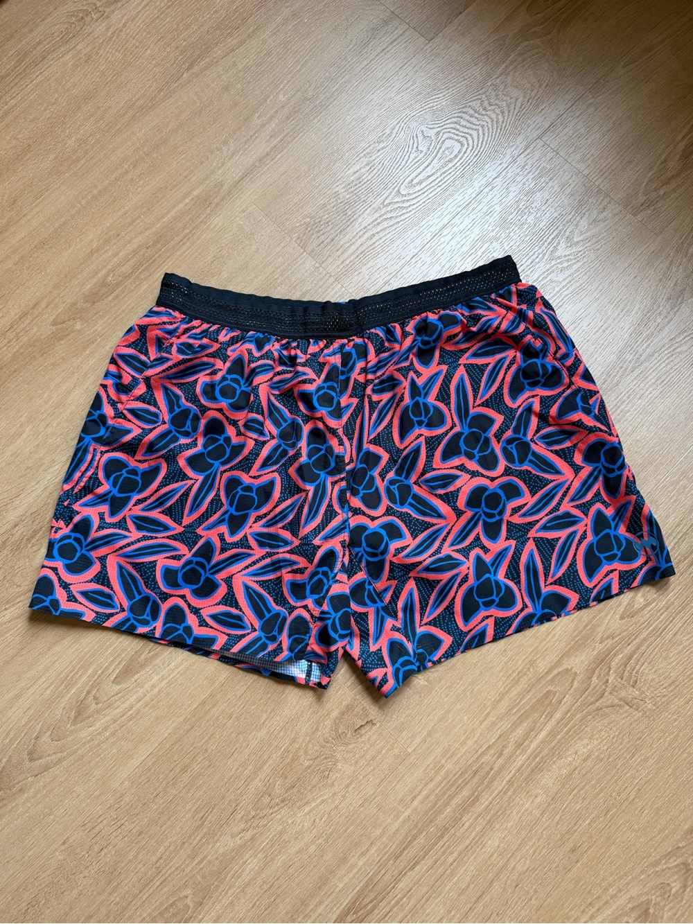 Janji 5 Inch AFO Middle Shorts Mens Large Multicolor Art Print Lined Running